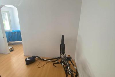 Apartament cu 3 camere semidecomandat în Solidarității - 5