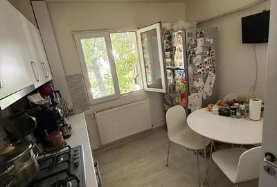 Apartament cu 3 camere semidecomandat în Gorjului - 5