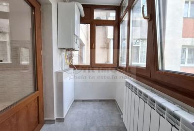 Liber, apartament 2 camere, 53 mp, Nicolina - Belvedere, baie cu geam - 15