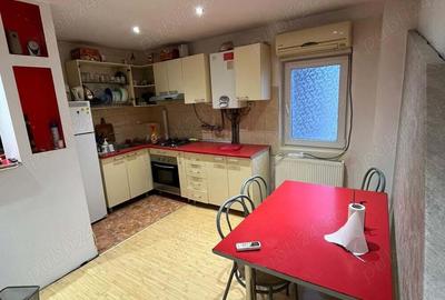 Vand apartament 3 camere central - 9