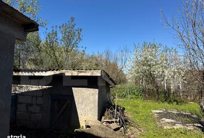 Casă cu 4 camere cu Teren 1480 Mp în Brădești - 2