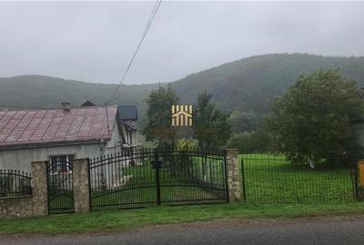 Casă cu 8 camere cu Teren 147 Mp în Pătrăuți - 13