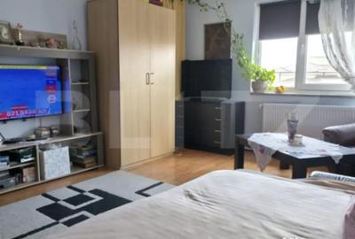 Apartament cu 3 camere decomandat în 1 Mai