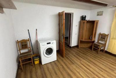 De vanzare casa cu teren de 1.279 mp, 62 mp construiti, 36.500 euro - 1