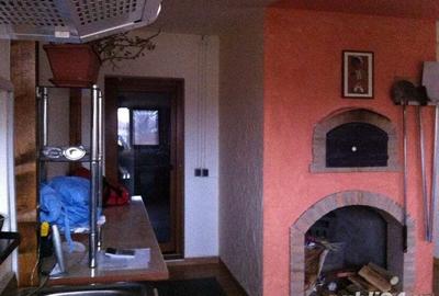 Proprietarul inchiriaza o camera de 40 m - 2