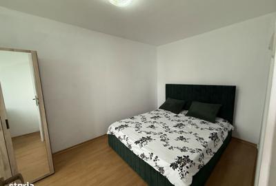 Apartament cu 3 camere semidecomandat în Tomis Nord - 2