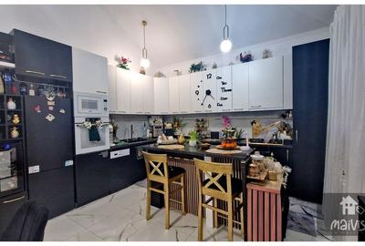 Casa superba de vanzare, zona Izvor - 13