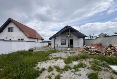 Casă cu 4 camere cu Teren 380 Mp în Central - 13