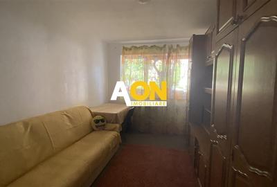 Apartament 3 camere, decomandat Cetate - 4