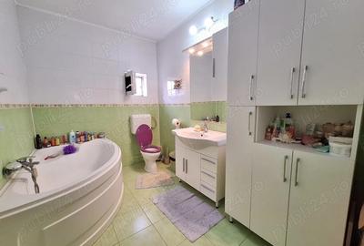 Casă cu 5 camere în Roșu - 3