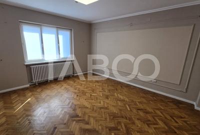 Apartament cu 3 camere la casa de inchiriat Trei Stejari - 4