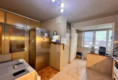 Apartament cu 3 camere decomandat în Central - 2