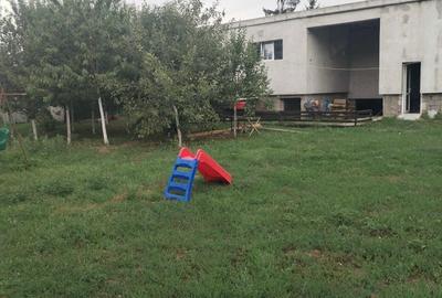 Spațiu comercial, de 420 mp, în Mintia - 7