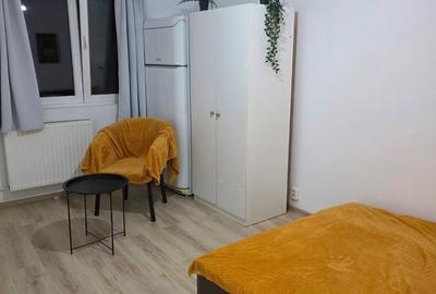 B-ul Unirii, rond Alba Iulia, pe Moise Nicoara, bloc 4 etaje, - 9
