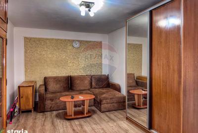 Apartament cu 2 camere decomandat, mobilat în Polonă - 8