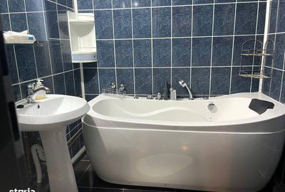 Apartament cu 3 camere decomandat în Berceni - 1