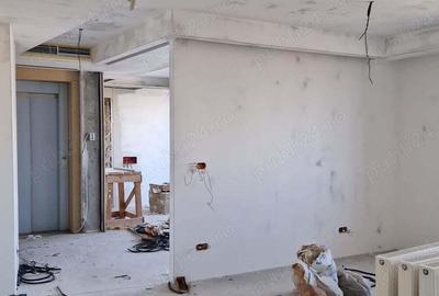 Cladire Birouri Mosilor, Pache Protopopescu, Universitate - 1