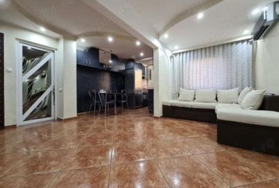 Apartament cu 3 camere decomandat în Decebal - 3