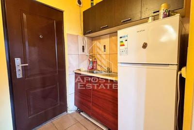 Garsonieră nedecomandată, mobilată în UMT - 6