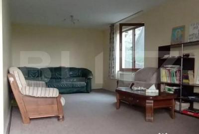 Casă cu 5 camere cu Teren 667 Mp în Central - 11