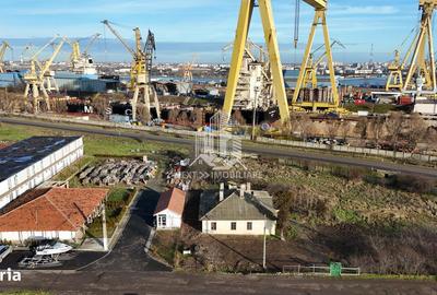 Casă cu 4 camere în Central - 2