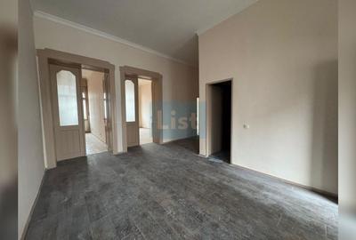 Apartament cu 3 camere semidecomandat în Central - 8