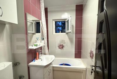 Apartament cu 3 camere decomandat, mobilat în Tractorul - 7