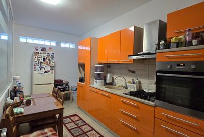 BRANCOVEANU, str. Alunisului, apropiere metrou, P+1, 2014, 5 camere - 6