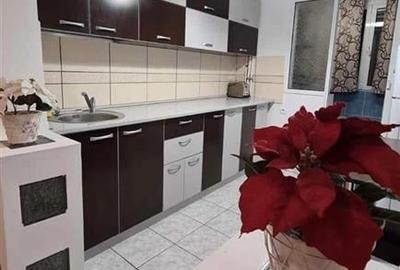 Apartament 3 Camere Semidecomandat Ap. Patriei Apartament 3 Camere Semidecomandat Ap. Patriei - 2