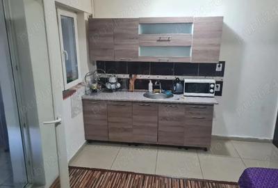 Apartament cu 2 camere decomandat în Central - 1