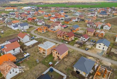 Casă individuală cu 4 camere cu Canalizare în Fântânele - 35