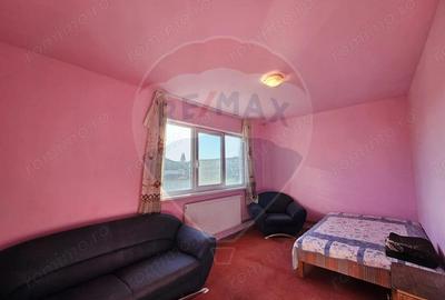 Apartament zona centrala etaj 3 - 3