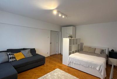 Garsonieră decomandată în Basarab - 1