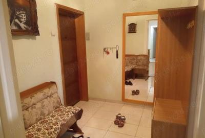 Vand apartament 2 camere semidecomandat Deva - 6