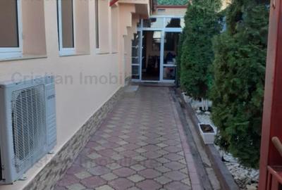 Casă cu 5 camere cu Teren 256 Mp în Chercea - 1