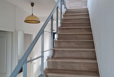 Casă cu 6 camere cu Teren 382 Mp în Central - 5