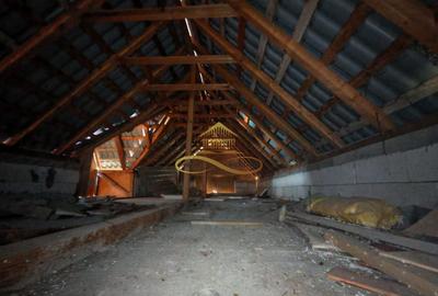 Casă individuală cu 2 camere cu Canalizare în Parava - 13