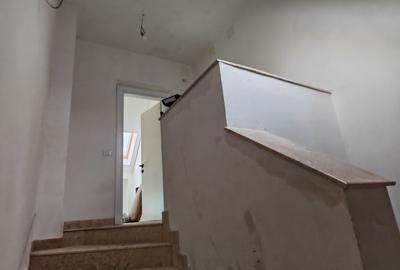 Casă cu 5 camere cu Canalizare în Parcul Circului - 12