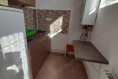 Garsoniera situata in zona Titan - 3