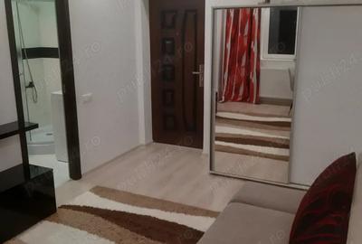 Garsonieră decomandată în Central - 9