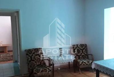 Apartament cu 2 camere, centrala proprie, Lipovei