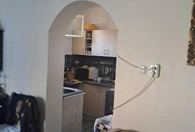 Casă cu 8 camere cu Canalizare în Semicentral - 15