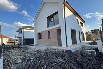 Casă individuală cu 4 camere cu Canalizare în Chinteni - 13