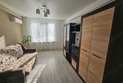 Apartament cu 2 camere decomandat în Crângași