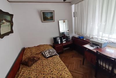 Apartament 3 camere semidecomandat, ultracentral Etaj4/4 Piatra Neamt - 1