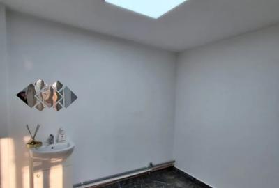 Spațiu comercial, de 14 mp, în Eroilor - 1