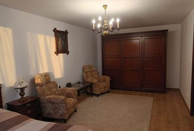 Casă individuală cu 6 camere cu Canalizare în Giulești - 8