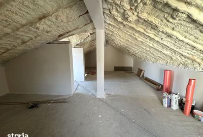 Casă cu 4 camere cu Teren 370 Mp în Miroslava - 2