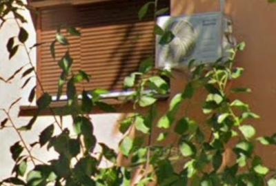 Apartament cu 4 camere semidecomandat în Central - 1
