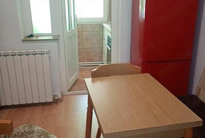 Apartament cu 2 camere decomandat în Sud